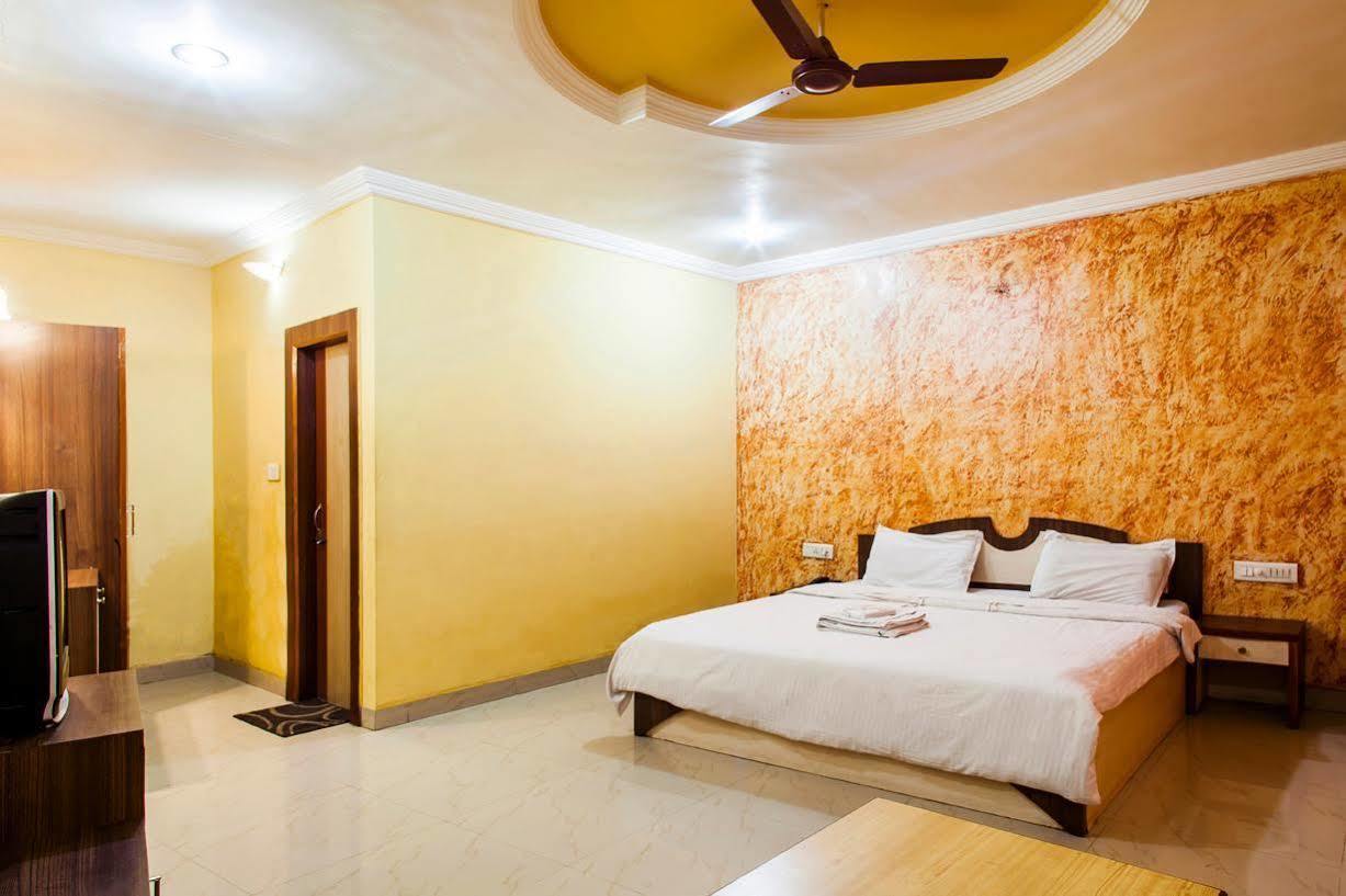Hotel Sobhraj Adźmer Zewnętrze zdjęcie