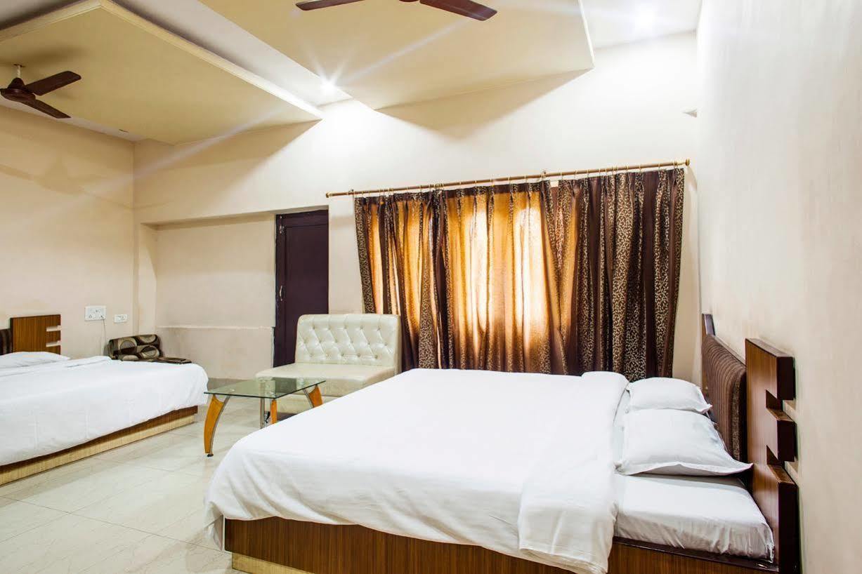 Hotel Sobhraj Adźmer Zewnętrze zdjęcie