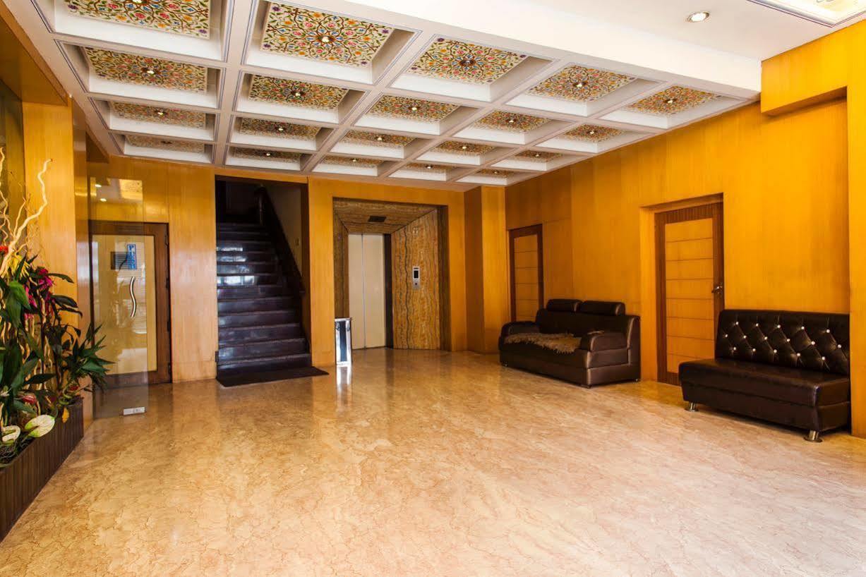 Hotel Sobhraj Adźmer Zewnętrze zdjęcie